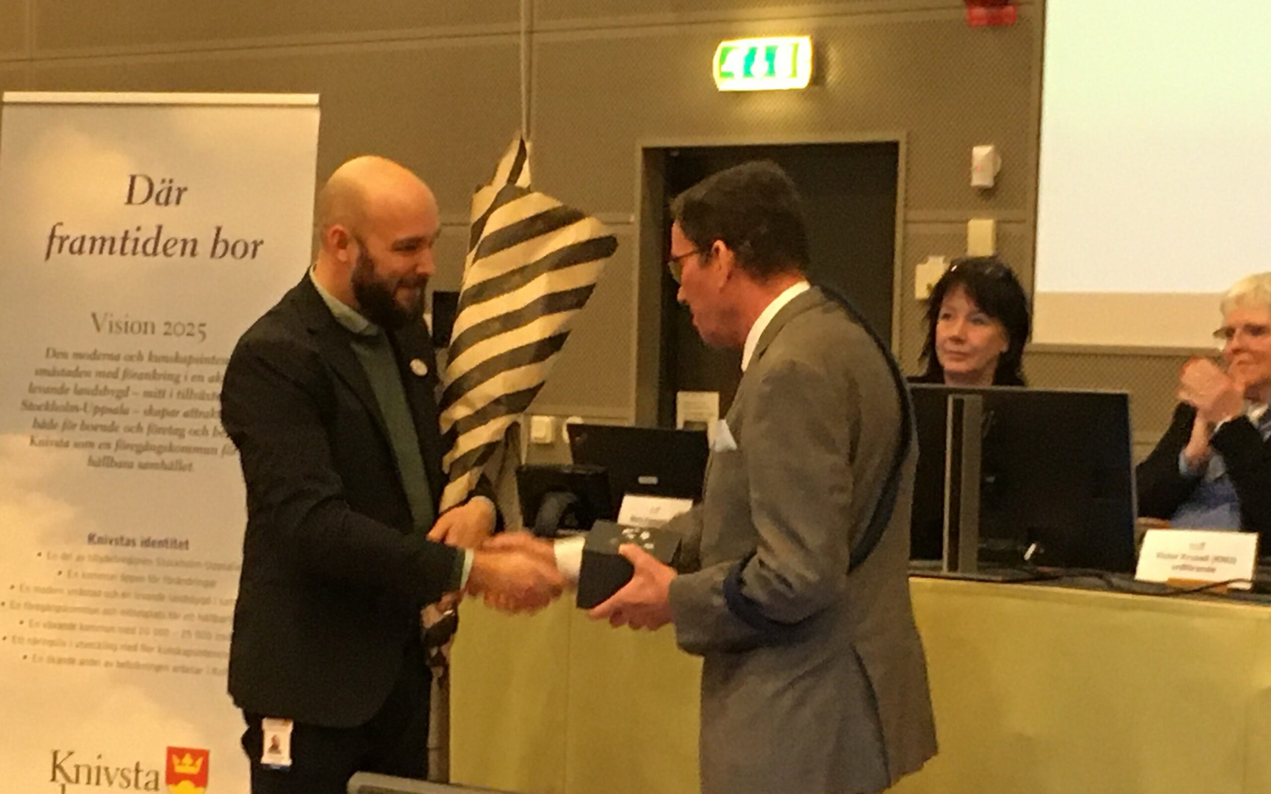 KFs ordf tackar Lennart Lundberg