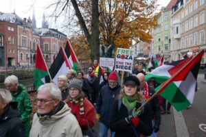 God uppslutning trots en sval novemberdag